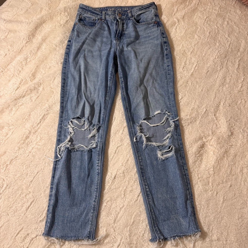 American Eagle Outfitters Light Blue Distressed Straight Leg Jeans